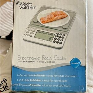 Weight Watchers White and Blue Electronic Food Scale — Digital PointsPlus